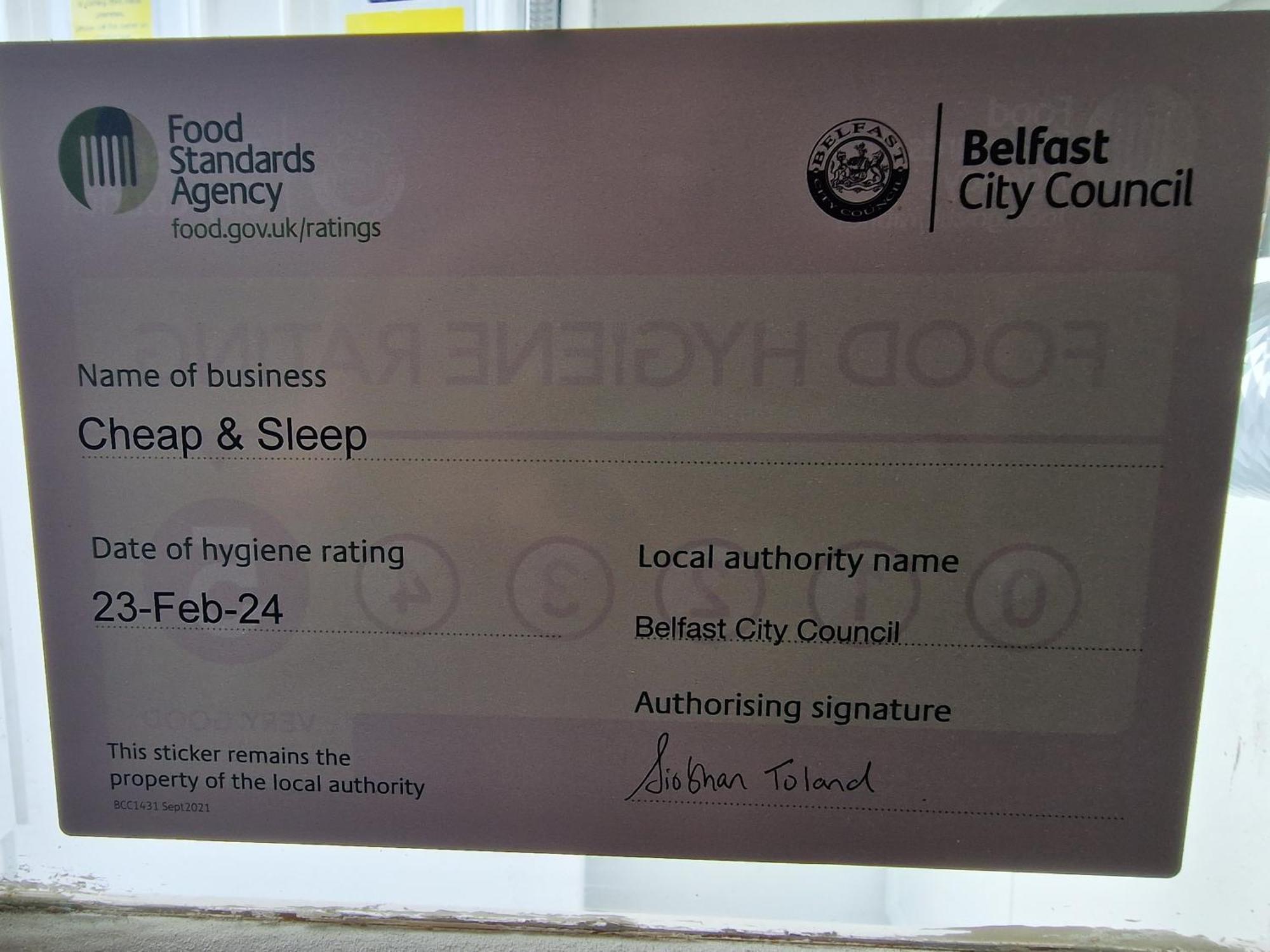 Aunty Katie'S House, Ni Tourist Board Certified & Located On The Main Oldpark Road To Belfast, With Free Continental Breakfast & Free Ultra Fast Sky Internet, Free Sky Sports & Free Sky Cinema, Self-Check In After 10Pm Gmt旅舍 外观 照片
