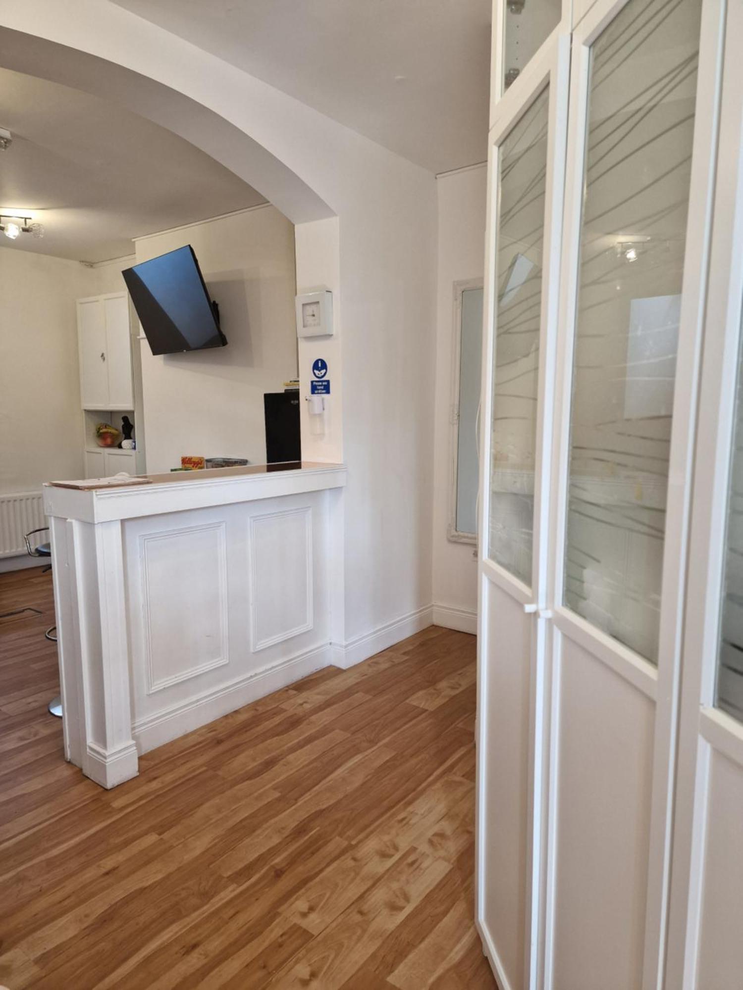 Aunty Katie'S House, Ni Tourist Board Certified & Located On The Main Oldpark Road To Belfast, With Free Continental Breakfast & Free Ultra Fast Sky Internet, Free Sky Sports & Free Sky Cinema, Self-Check In After 10Pm Gmt旅舍 外观 照片