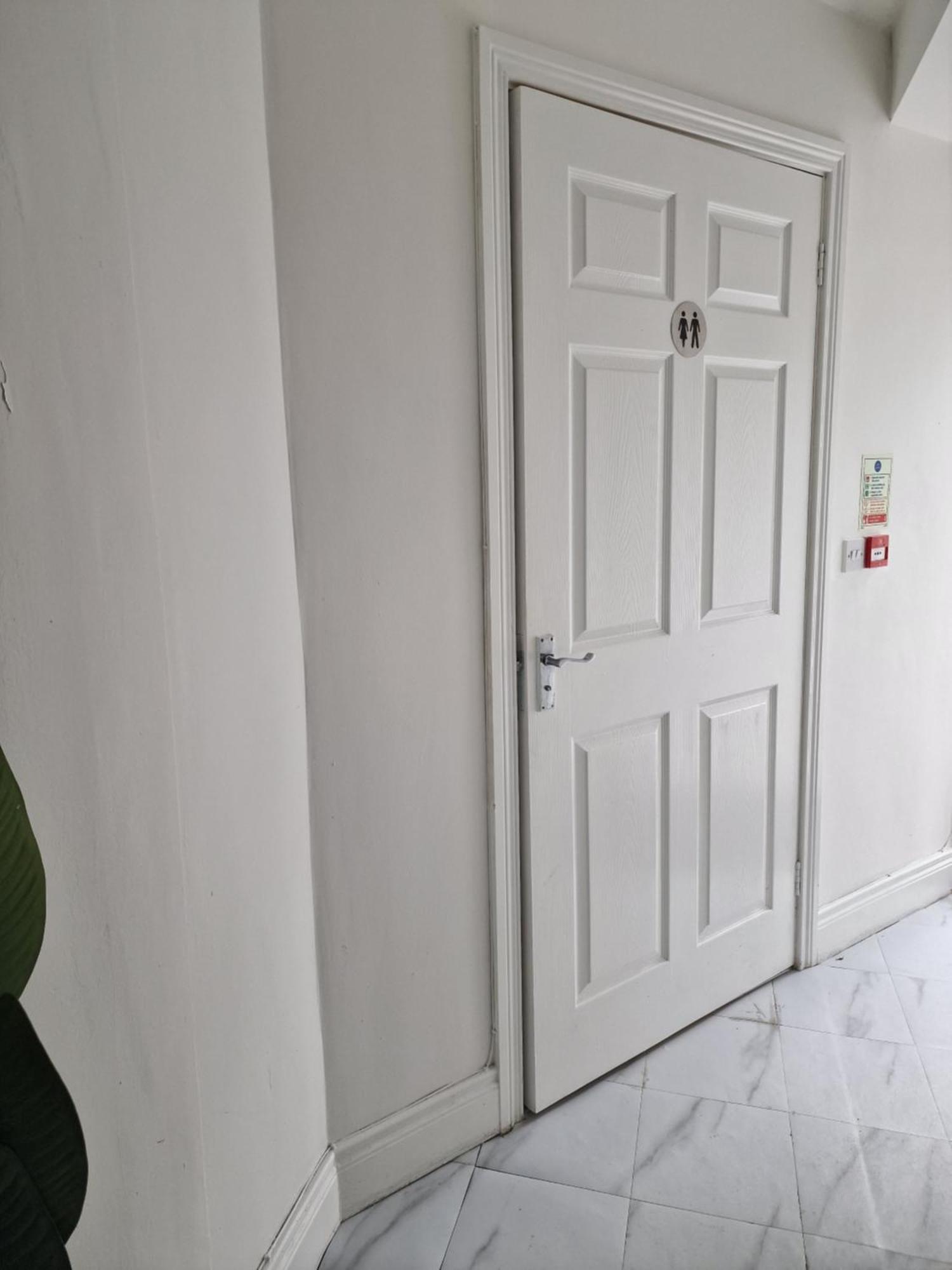Aunty Katie'S House, Ni Tourist Board Certified & Located On The Main Oldpark Road To Belfast, With Free Continental Breakfast & Free Ultra Fast Sky Internet, Free Sky Sports & Free Sky Cinema, Self-Check In After 10Pm Gmt旅舍 外观 照片