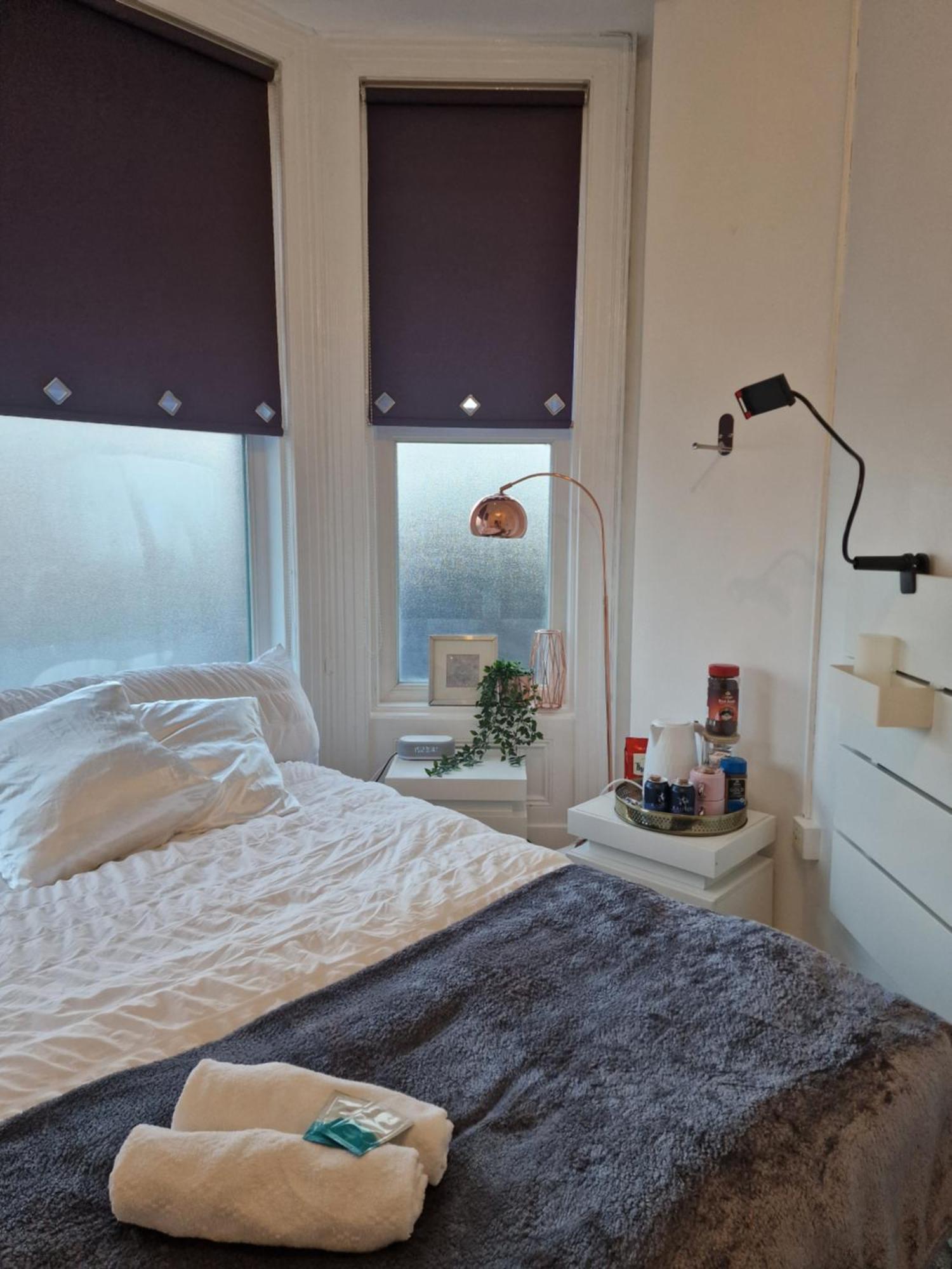 Aunty Katie'S House, Ni Tourist Board Certified & Located On The Main Oldpark Road To Belfast, With Free Continental Breakfast & Free Ultra Fast Sky Internet, Free Sky Sports & Free Sky Cinema, Self-Check In After 10Pm Gmt旅舍 外观 照片
